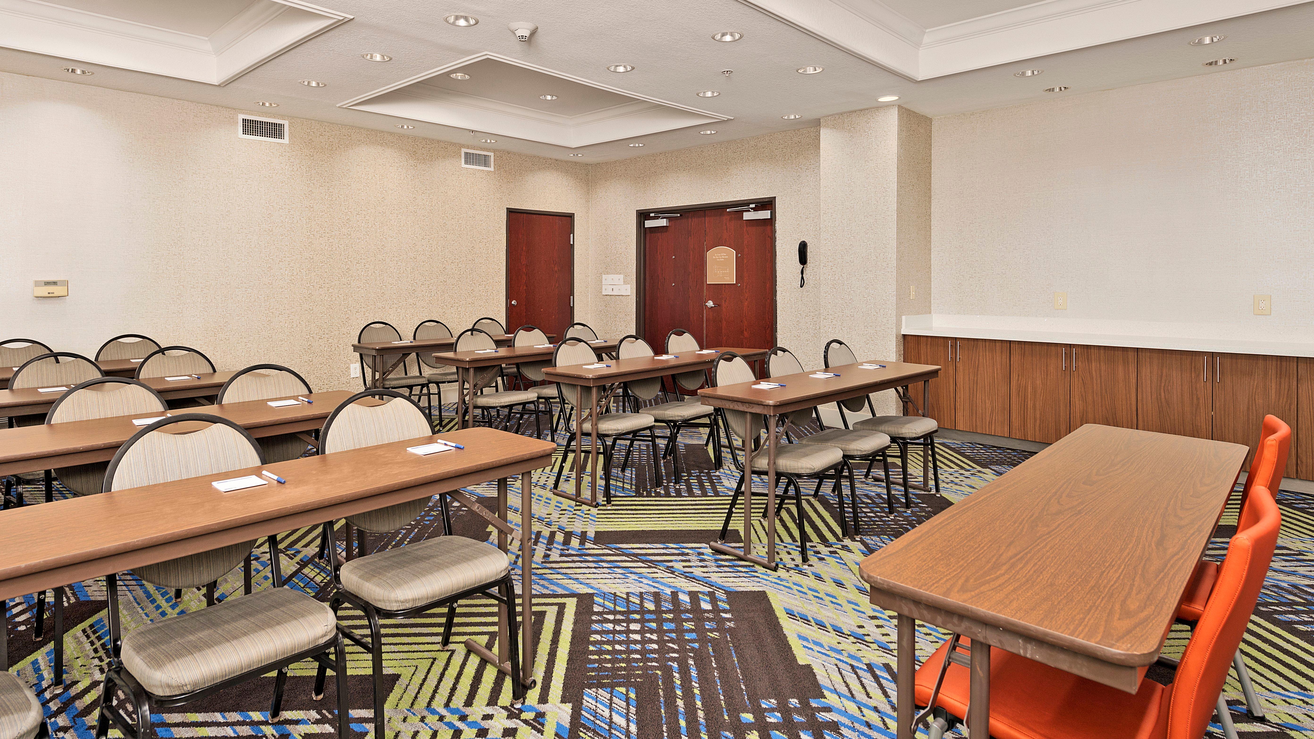 Holiday Inn Express Hotel And Suites Conroe By Ihg Exterior foto