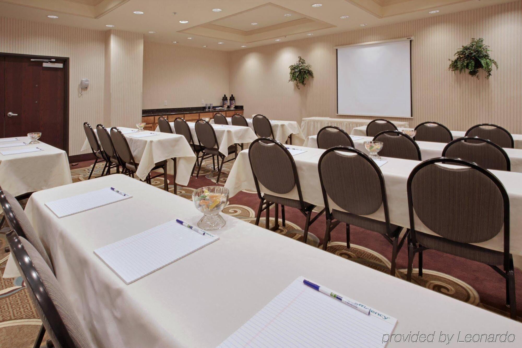 Holiday Inn Express Hotel And Suites Conroe By Ihg Exterior foto